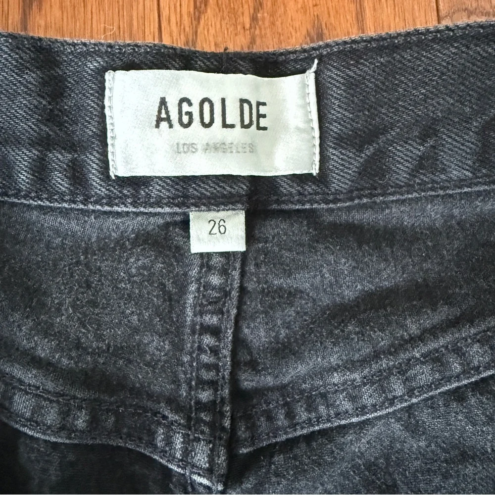 Agolde Black Denim Dee Shorts - Picture 3 of 5